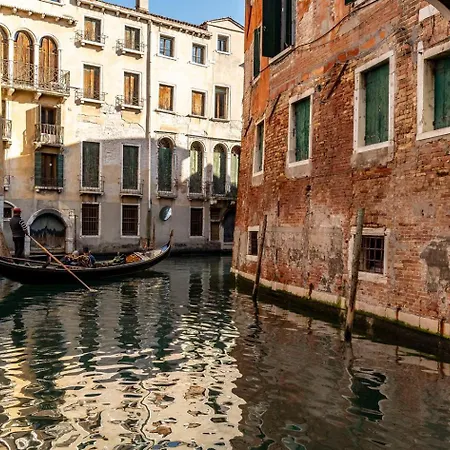 San Marco Canal View By Bricola Apartments-3